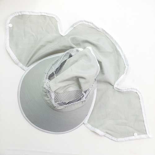 کلاه شالدار دکمه دار کرم